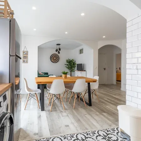 Apartamento T2 Fredjo Apartament